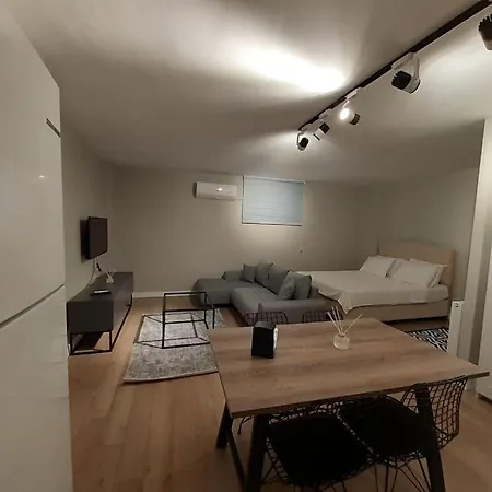 דירה Sun Suites